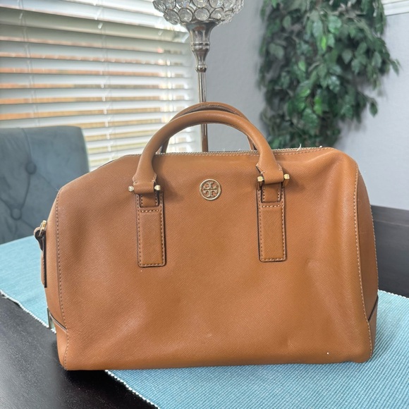 Tory Burch Handbags - Tory Burch Tan Leather Satchel